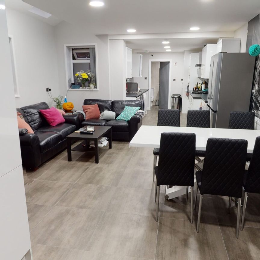 89 Willows Crescent Balsall Heath - Photo 1