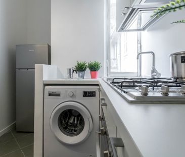 Amazing single room in the heart of Milan - Photo 1