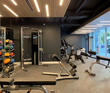 Steps to Parliament - Gym - Theater - Rooftop Patio/Party Room - Bu... - Photo 4