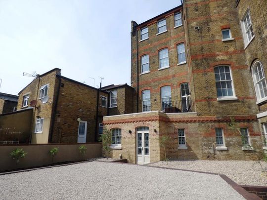 1 bedroom apartment to rent - Photo 1