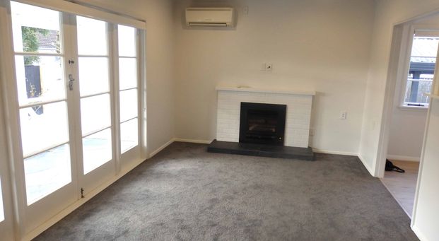 Cute Character Home Cambridge East - Photo 1