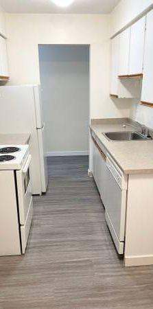 1BR FOR RENT ON OAK & 17th - Photo 1