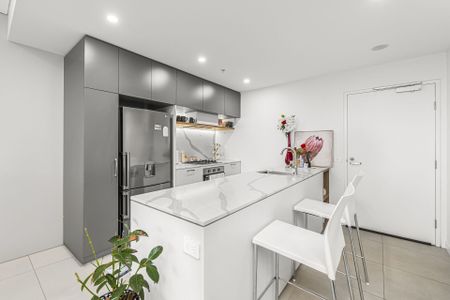 Modern One-Bedroom Apartment in the Heart of Auburn - Photo 5