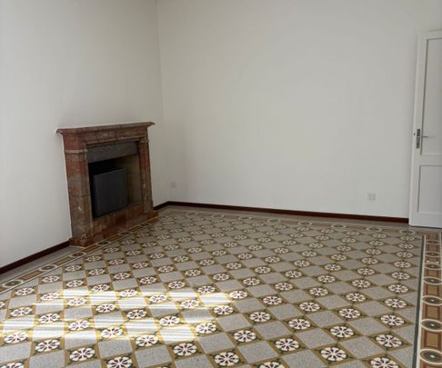 Affascinante Appartamento D’epoca Nel Cuore Di Chiasso - Photo 1