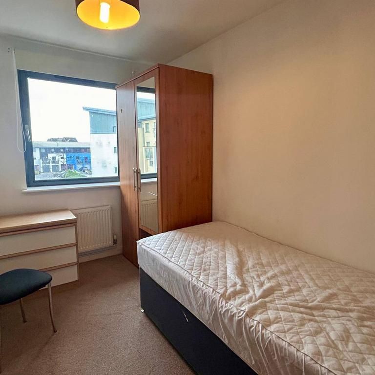 4 bedroom townhouse to rent - Photo 1