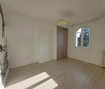 Location Appartement 3 pièces 51m² MONT ST AIGNAN 76130 - Photo 4