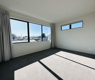 3/9 Marcroft St, Woolston - Photo 2