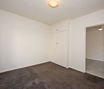 1/21 Chusan Street, Balaclava VIC 3183 - Apartment For Rent | Domain - Photo 2