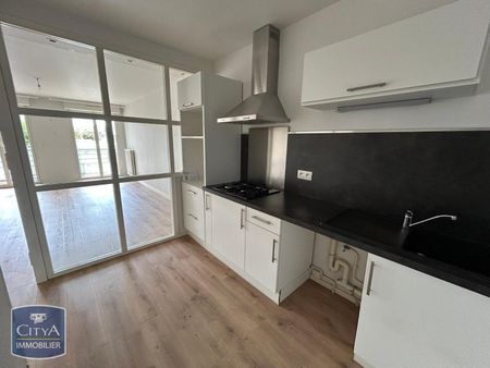 Location Appartement 3 pièces 70m² LAVAL 53000 - Photo 4