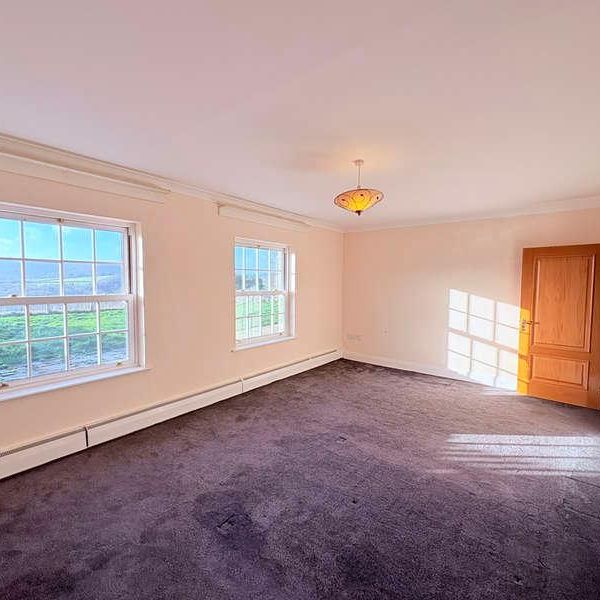 Farnham Park, Low Farnham, Sharperton, Morpeth, Northumberland, NE65 - Photo 1