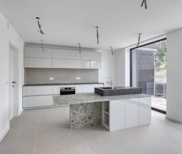 Villa te huur in Rhode-Saint-Genèse - Photo 4