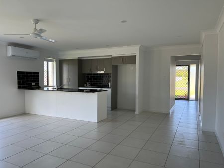 18 Kingfisher Drive, Oakhurst - Photo 3