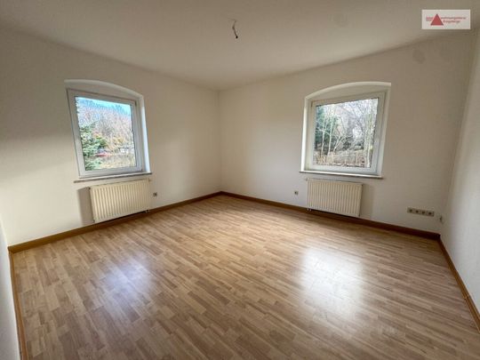 2-Raum-Wohnung in Randlage von Lößnitz im 1. Obergeschoss - Photo 1