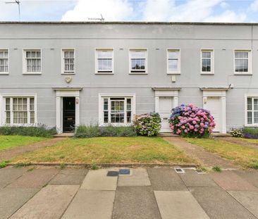 A beautifully presented three bedroom house with large west facing ... - Photo 1