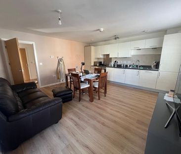 Pearse Close, Penarth - Photo 1