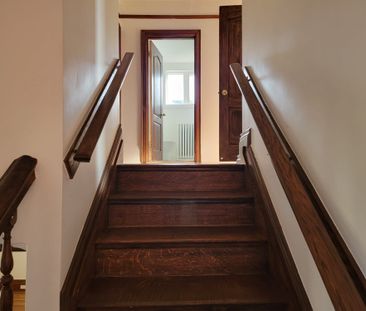 For Lease - 43 Barnesdale Avenue, Hamilton, Ontario - Photo 4