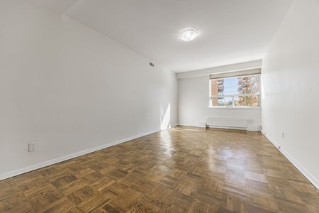 For Lease - 2500 Bathurst Street Unit# 306, Toronto, Ontario - Photo 2