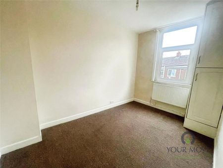 2 bedroom terraced house to rent - Photo 2