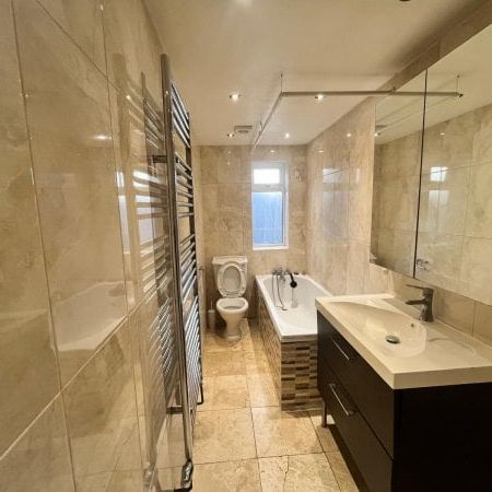 Waverley Road, Southampton - Photo 4