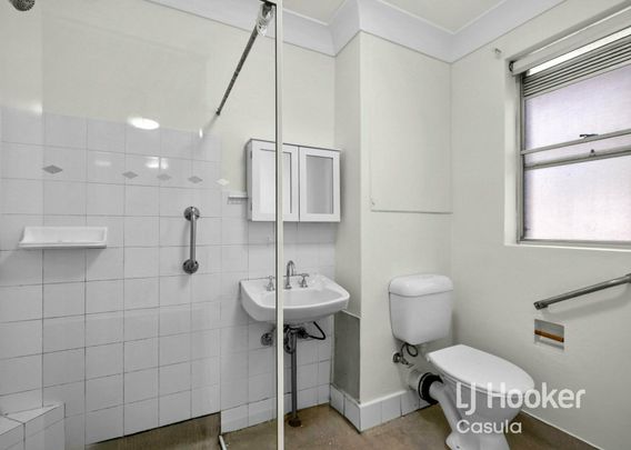 1 Bedroom Apartment - Photo 1