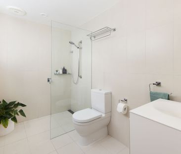 Spacious Single-Level Home Offering Comfort and Convenience - 6 Mon... - Photo 5