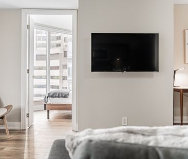 Yorkville Avenue - Photo 5