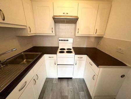 1 bedroom flat to rent - Photo 5