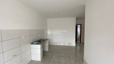 Casa com 3 quartos e 98m² para alugar em Carianos, Florianópolis. - Foto 4