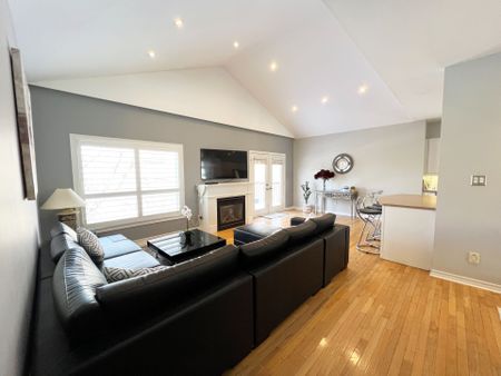 For Lease - 38 Hurst Drive, Barrie, Ontario - Photo 3