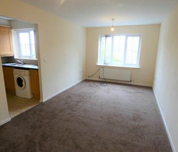 2 Bedroom Flat to Rent in Ashton - Photo 4