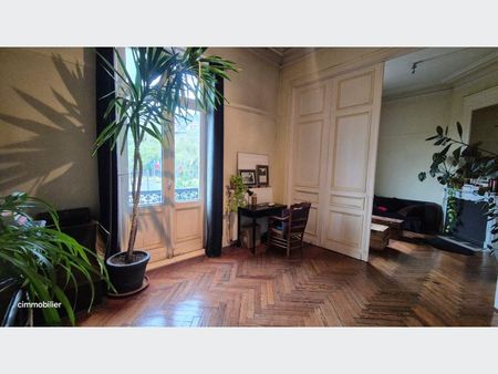 Maison à Louer à LILLE 1263 € - Photo 2