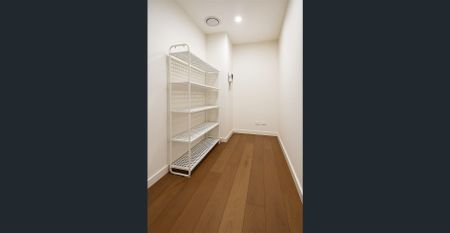 City View 2 Bedroom Plus Study Room for Rent - Photo 3