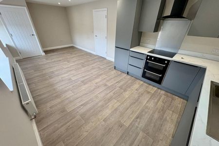 Old Market Street - Photo 2