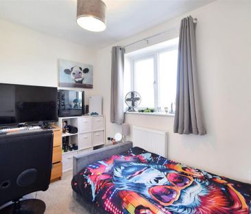 3 bedroom end of terrace house to rent - Photo 6