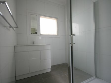 RENOVATED 4 BEDROOM FAMILY HOME IN SPRINGVALE - Photo 5