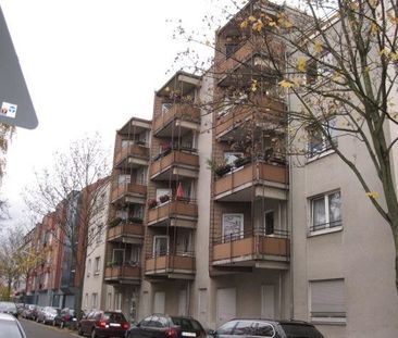 Schöner Wohnen: zentrale 2-Zimmer-Wohnung (WBS erforderlich) - Photo 1