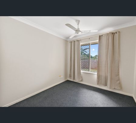 16 MESSINA CLOSE, Kanimbla, Qld 4870 - Photo 1