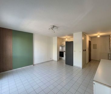 Location Appartement 2 pièces 45m² VALENCE 26000 - Photo 2