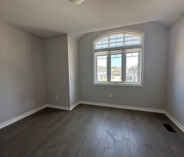 For Lease - 114 Jewel Street, Blue Mountains, Ontario - Photo 5