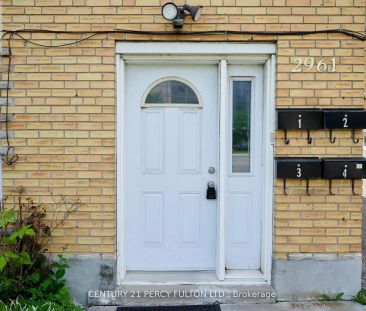 2961 LAWRENCE AVENUE E - Photo 2