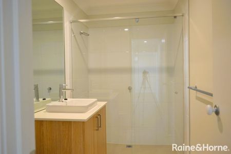 Brand new stunning 2-bedroom home - Photo 5