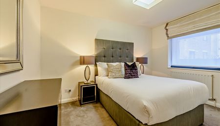 2 bed apartment to rent Fulham Road, South Kensington SW3 - Photo 3