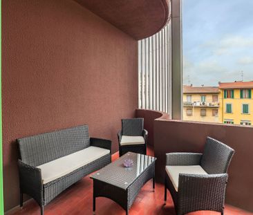 Room with balcony in Via Ponte All'Asse - Photo 4