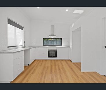 New, Modern Two Bedroom Granny Flat - Photo 5