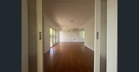 3 Bed home in central location - Photo 2