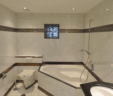 Charmante Dachwohnung inmitten von Basel - Foto 5