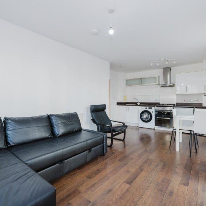 2 bedroom flat to rent - Photo 1