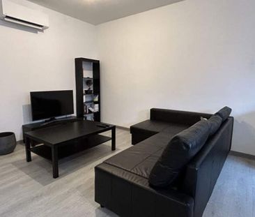 Appartement te huur in Péruwelz voor € 575 met 2 slaapkamers - Photo 3