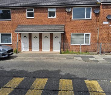 2 bedroom flat to rent - Photo 6