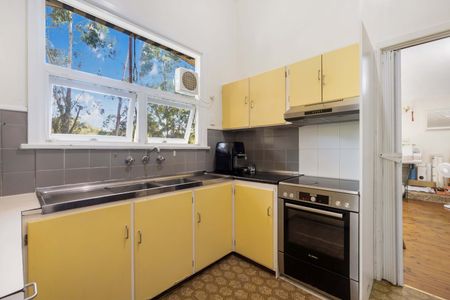 20 Coolabah Close, Thornleigh NSW 2120 - House For Rent | Domain - Photo 3